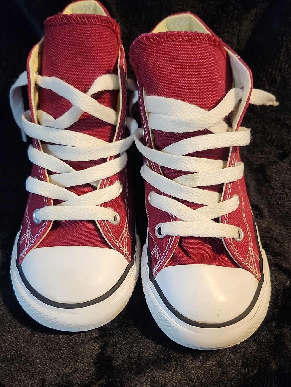 Converse Toddler Sz 10